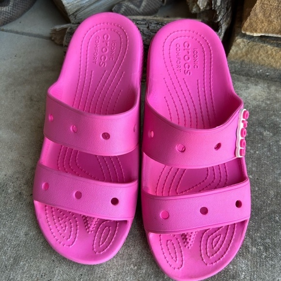 CROCS classic pink Iconic Comfort sandal Sz-W7 & M5.    I - Picture 9 of 10